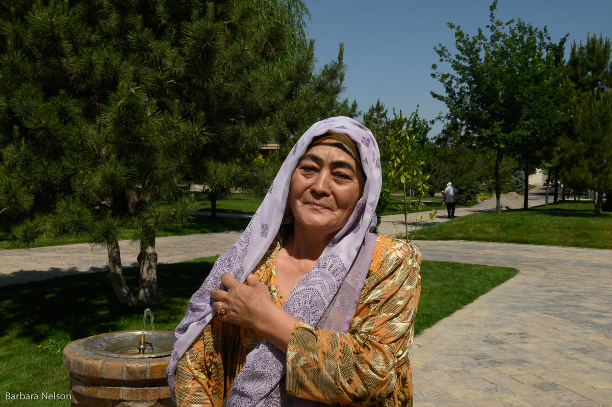Tashkent, Uzbekistan, woman : Photos : UZEBEKISTAN PHOTOGRAPHY WORKSHOP 2021